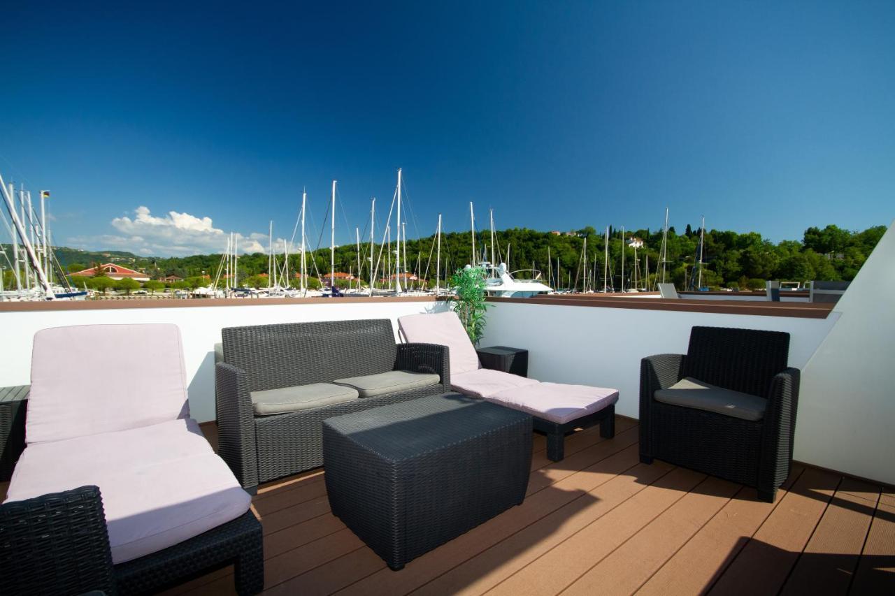 Bamboo Floating House Portoroz Διαμέρισμα Εξωτερικό φωτογραφία