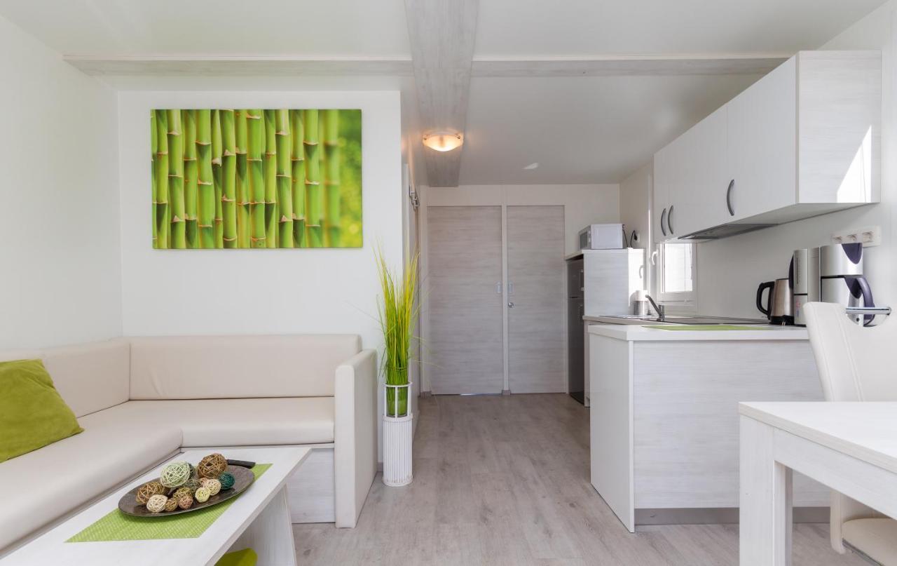 Bamboo Floating House Portoroz Διαμέρισμα Εξωτερικό φωτογραφία