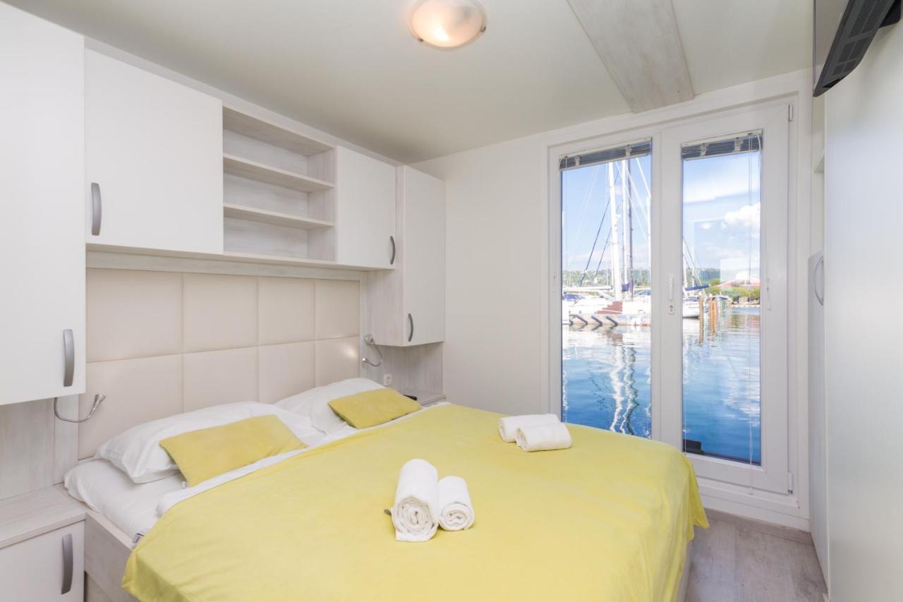 Bamboo Floating House Portoroz Διαμέρισμα Εξωτερικό φωτογραφία